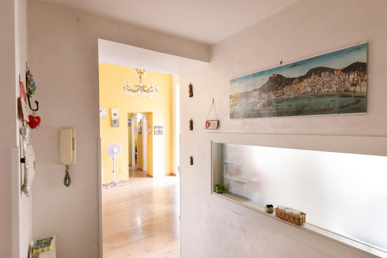 Duomo 77 - In The Heart Of The Historical Center By Elite Villas Napoli Bagian luar foto
