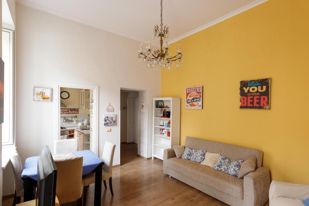 Duomo 77 - In The Heart Of The Historical Center By Elite Villas Napoli Bagian luar foto